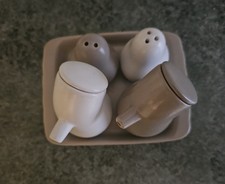 Set poivrière salière huile