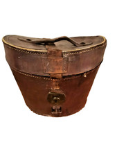 Boite à chapeau en cuir pour