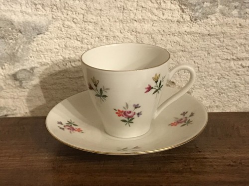 Tasse sous en - et, sous-tasse