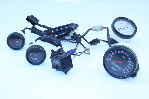 Compteur triumph sprint 955 - triumph,