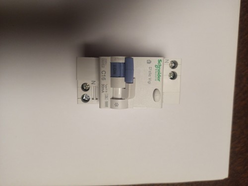 Schneider clic vigi c16 - d,