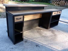Comptoir design industriel sur mesure