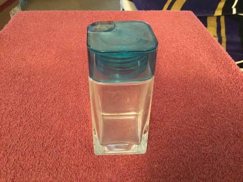 Square pour container - square,