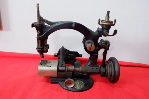 Machine coudre grossmann - a,
