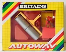 BRITAINS AUTOWAY ROULEAU Ref 9831 1/32éme collector de 1983  Travaux/Agricole