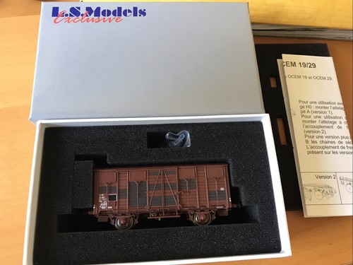 Models 31303 wagon - ls, :