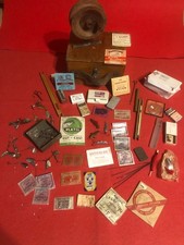Boîte avec materiel pêche - avec,