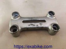 pontet de guidon superieur pour Suzuki Bandit 400  de 1991 a 1995