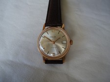 une montre reglex mecanique