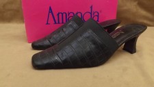 NEW AMANDA Women's Black