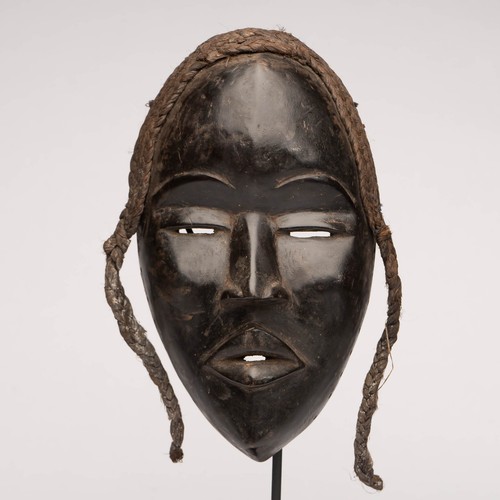 1373 masque dan avec - dan, socle