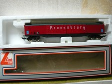 Lima wagon à portes