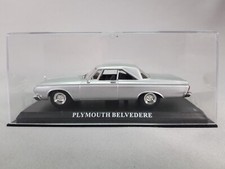 LE5884 UNIVERSAL HOBBIES 1/43 1:43 Voiture Plymouth Belvédère 1964 silver