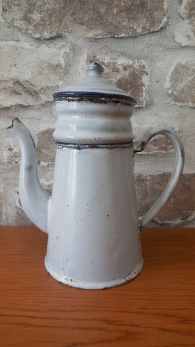 Petite cafetiere emaillee - cafetiere,