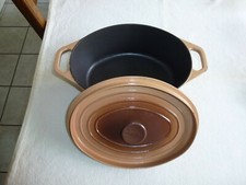 COCOTE EN FONTE EMAILLEE MIJOTEUSE 29 INVICTA