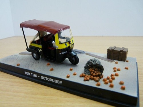 Diorama tuk james bond - tuk,