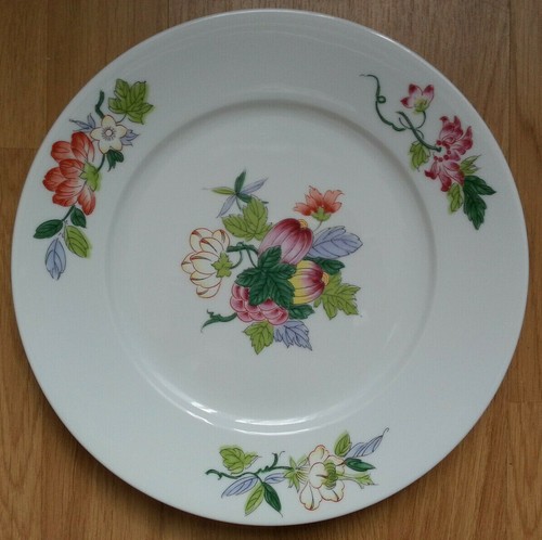 Superbe assiette porcelaine - superbe, en