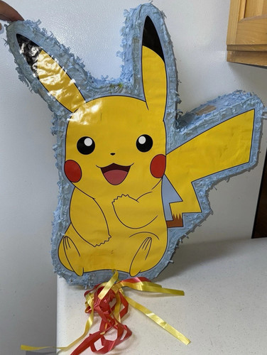 Pikachu pokémon party - pikachu,