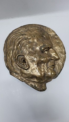 Grosse plaque bronze du - en,