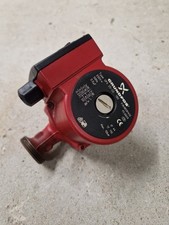 Circulateur ou pompe de chauffage Grundfos UPS 25-50 180mm d'occasion