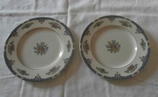 2 assiettes anciennes porcelaine fine china costwold Royal Doulton England
