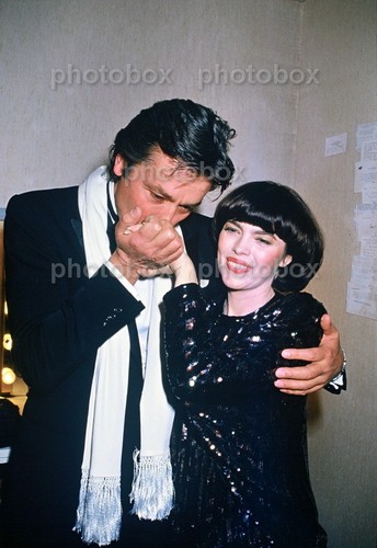 Mireille mathieu exclusive - mireille,