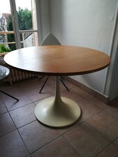 Table ronde pied tulipe 4/5 personnes