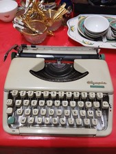 Machine à écrire Olympia