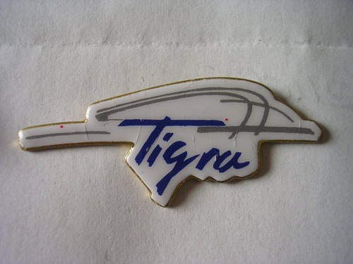 Pin voitures sigle - ,