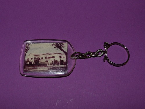 Porte cles 1960 cave vins - porte-cles,