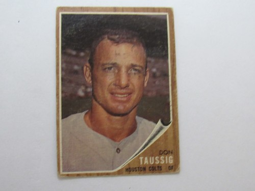 Old baseball card 1962 topps - card,