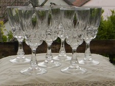 6 verres à vin blanc en