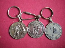 Lot de trois porte clé, Sports divers, Volley, Basket, Tennis (61x)  