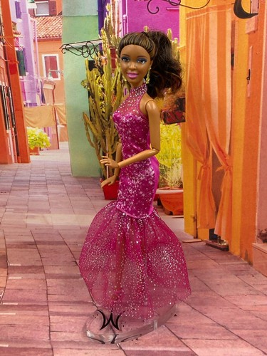 Barbie nikki corps - ,
