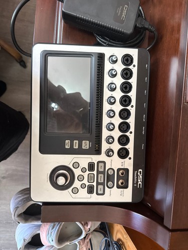Qsc touchmix compact - touchmix-8, digital