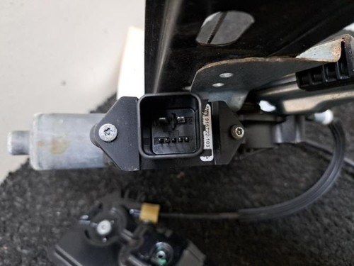 Leve vitre electrique avant