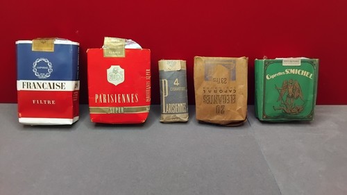 Lot paquets de cigarettes - de,