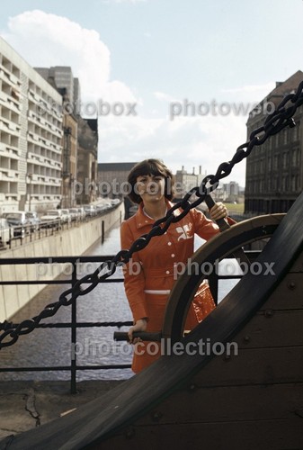 Mireille mathieu exclusive - mireille,