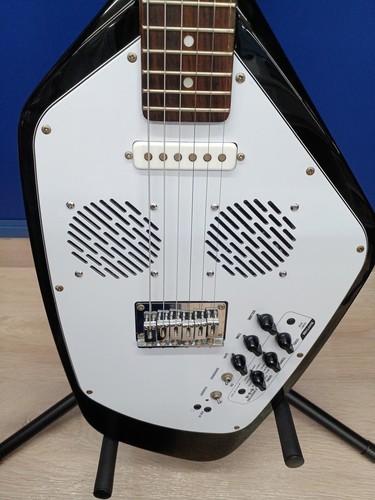 Guitare amplifiée vox - amplifiée,