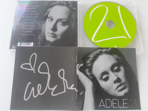 Adele autograph album 21 - album,