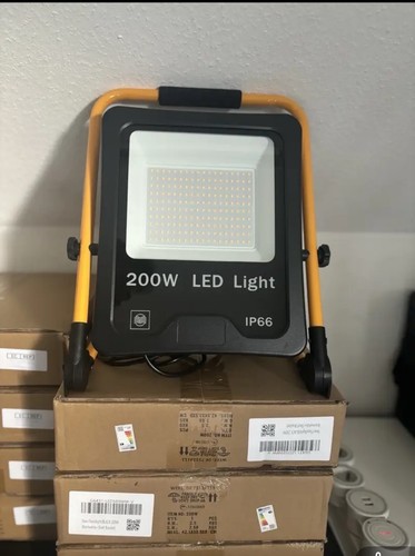 Projecteur lumière led - À,