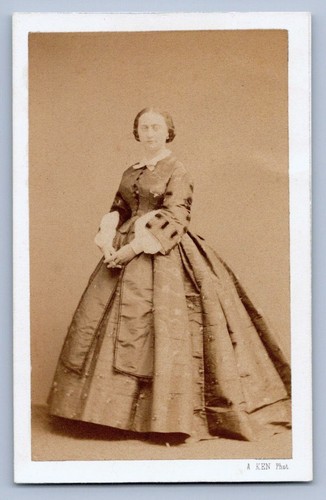 Cdv 1865 mme alphonse - 1865,