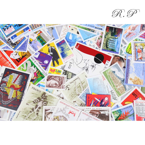 Lot 100 timbres - lot, france