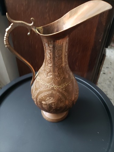 Pichet persan iranien moyen - iranien,