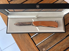 Couteau Victorinox DAMAS