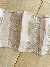 Ancien métrage de galon de dentelle / broderie - rose poudrée - 99cm