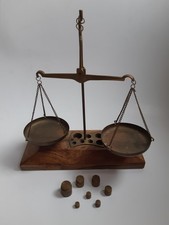 Ancienne petite balance