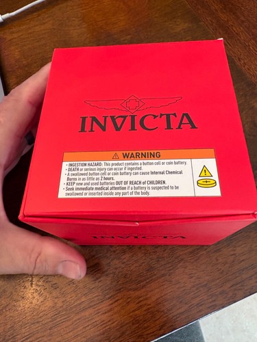 Invicta case authentic red - red, box