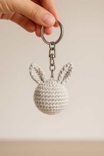 Porte clés lapin tricoté - lapin, à
