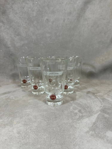 Lot verres à - de, whisky